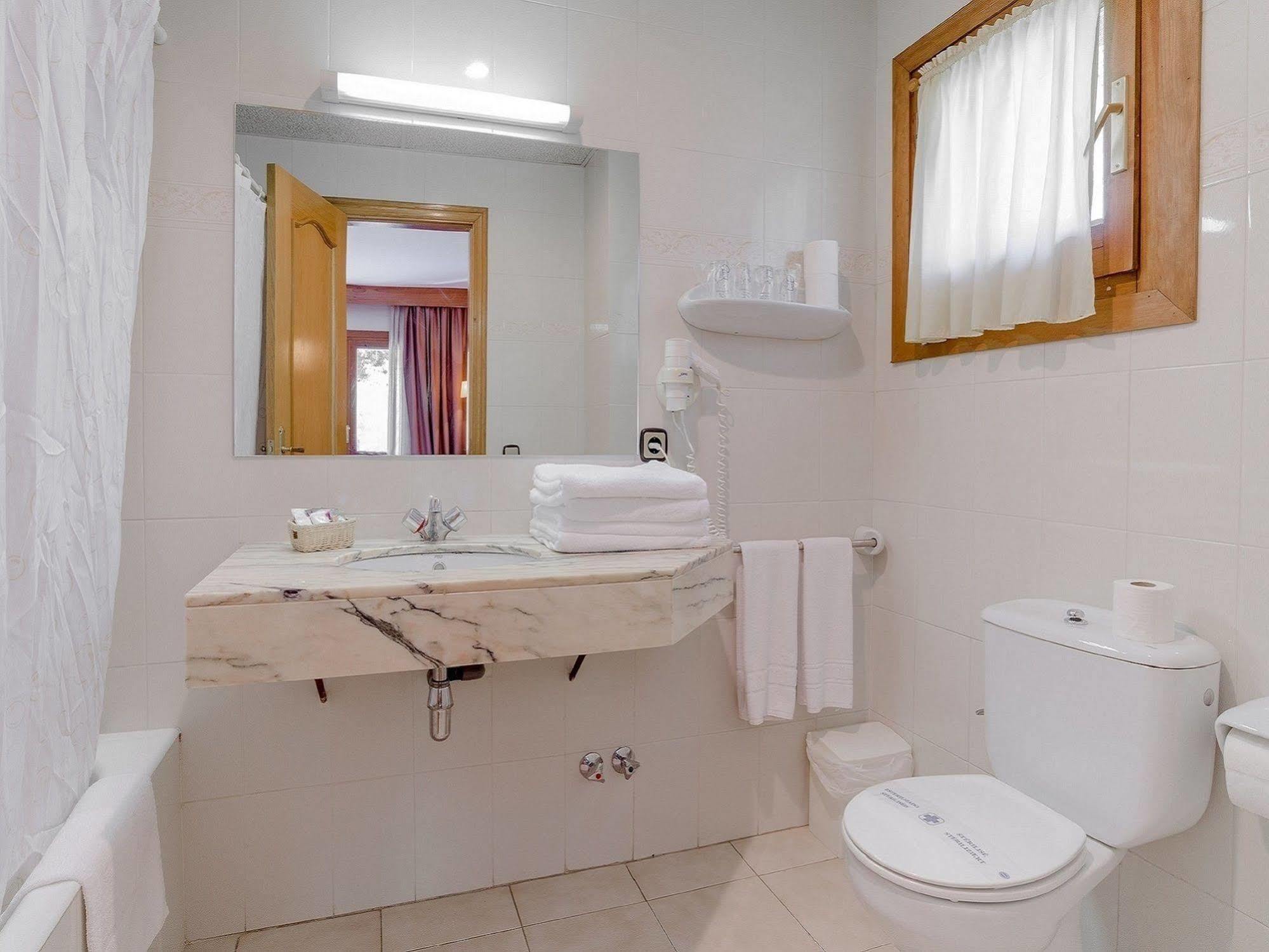 Hotel Sant Miquel أندورا لا فيلا المظهر الخارجي الصورة
